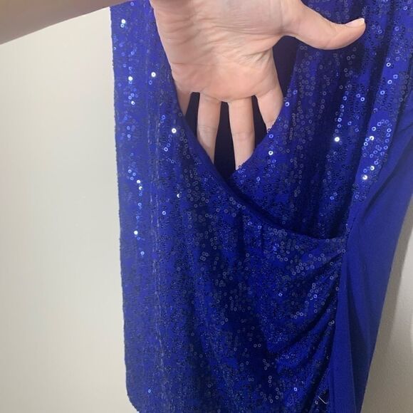 Victor Alfaro blue sequence top - Picture 4 of 10
